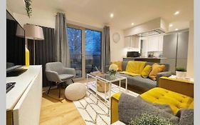 3 York Mews